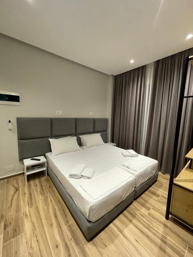 Hotel Rai Sarandë Eksteriør billede