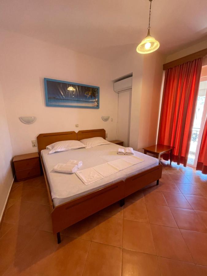 Hotel Rai Sarandë Eksteriør billede