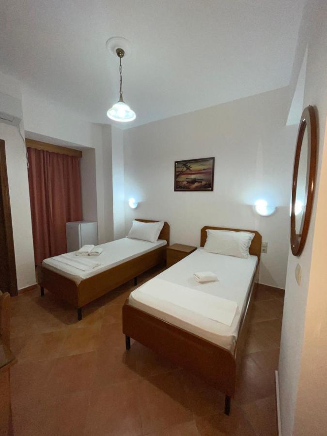 Hotel Rai Sarandë Eksteriør billede