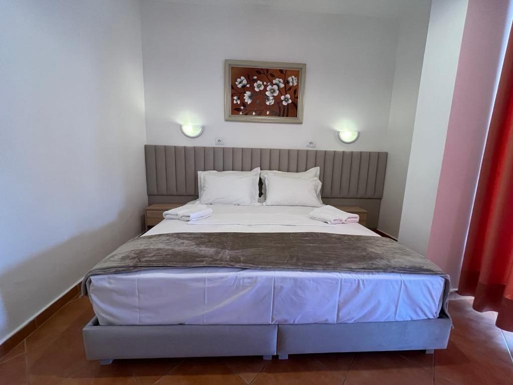 Hotel Rai Sarandë Eksteriør billede