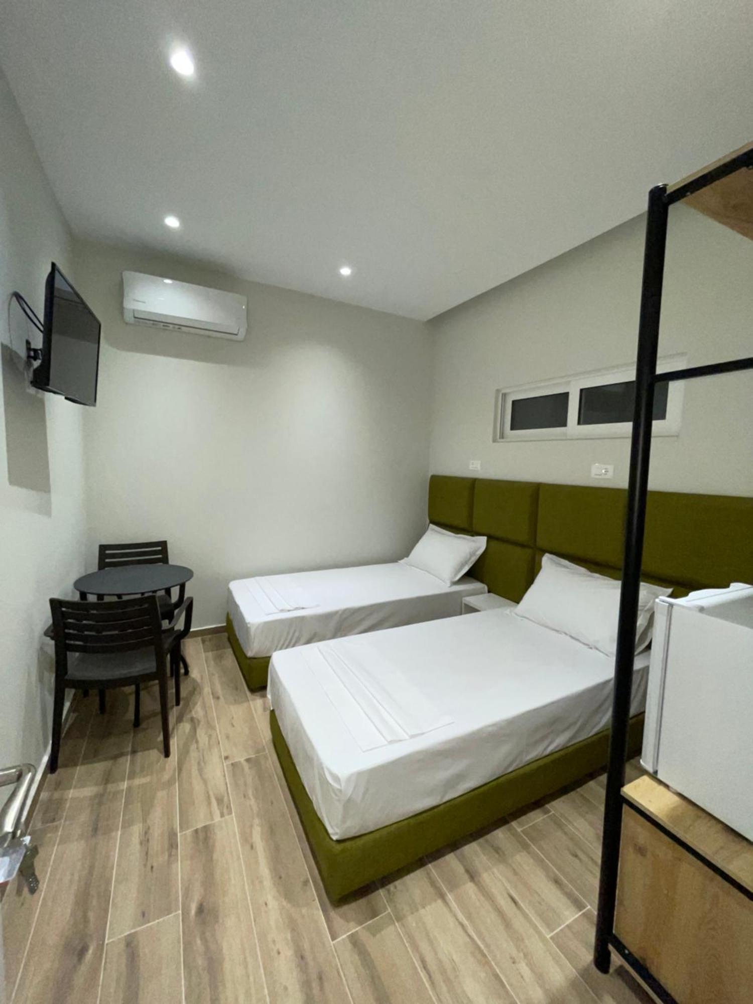 Hotel Rai Sarandë Eksteriør billede