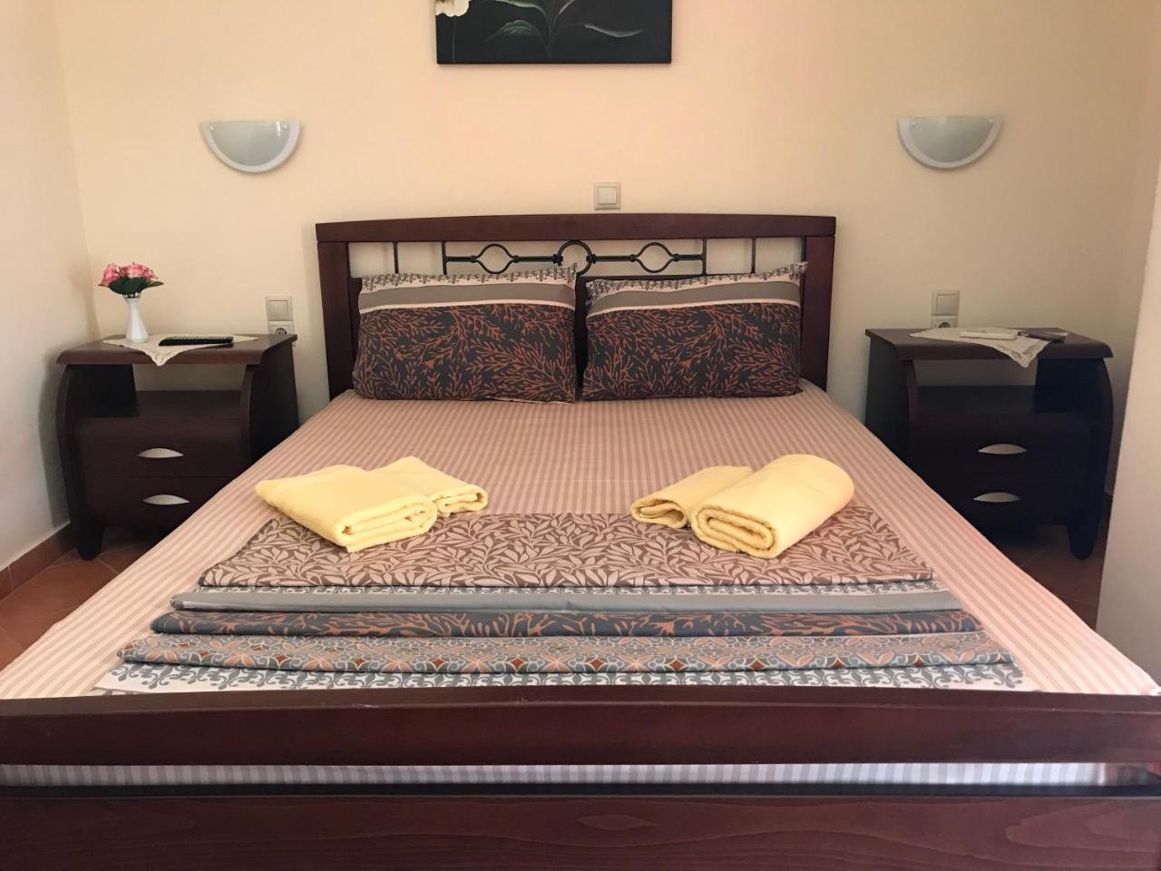 Hotel Rai Sarandë Eksteriør billede